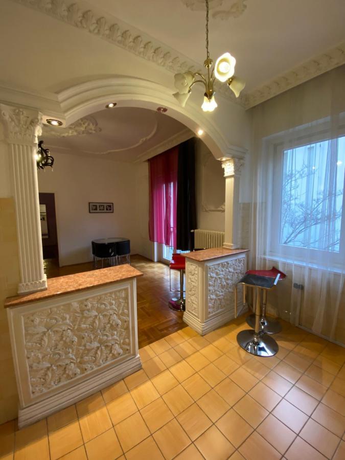 Promenade Guesthouse Near The Danube Budapeste Exterior foto